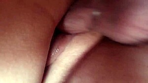 Ah adamım, anne o kalın süt yükünü yutmayı gerçekten seviyor