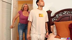 Horny housewife slams hard with newcomer Nina Starr in wild session