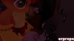 לונאס מקבלת גנגבנג פרוע ב-VRChat