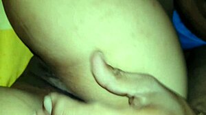 She unknowingly shows her juicy ass.