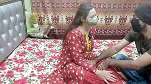Pizza Boy Pounds Indian Desi Bhabhi Doggystyle In Big Ass Roleplay