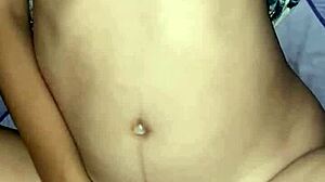 Aku keluarin dulu nanti habis ini gantian kamu yang crot