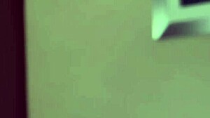 एबोनी स्लट रूम सर्विस में बीबीसी से क्रीमपाई देती है