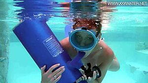 Minnie manga blows dildo underwater