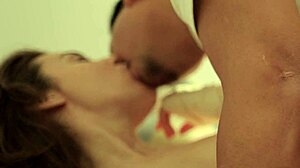 my casts keep me from touching so she massages licks my pussy in bath with full foreplay cunilingus storyline