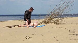 Fucked Stranger's Curvy Ass on Beach